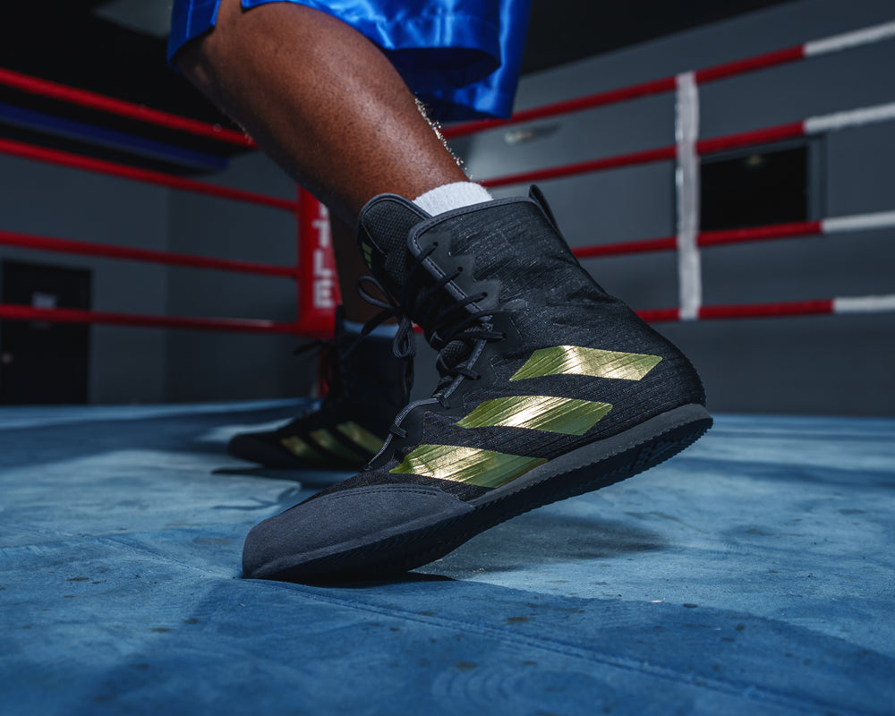 Adidas încălțăminte de box HOG 4, negru-auriu