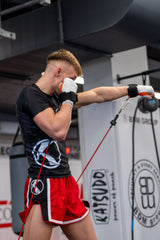 Katsudo pantaloni scurți de muay thai Huricane, roșii