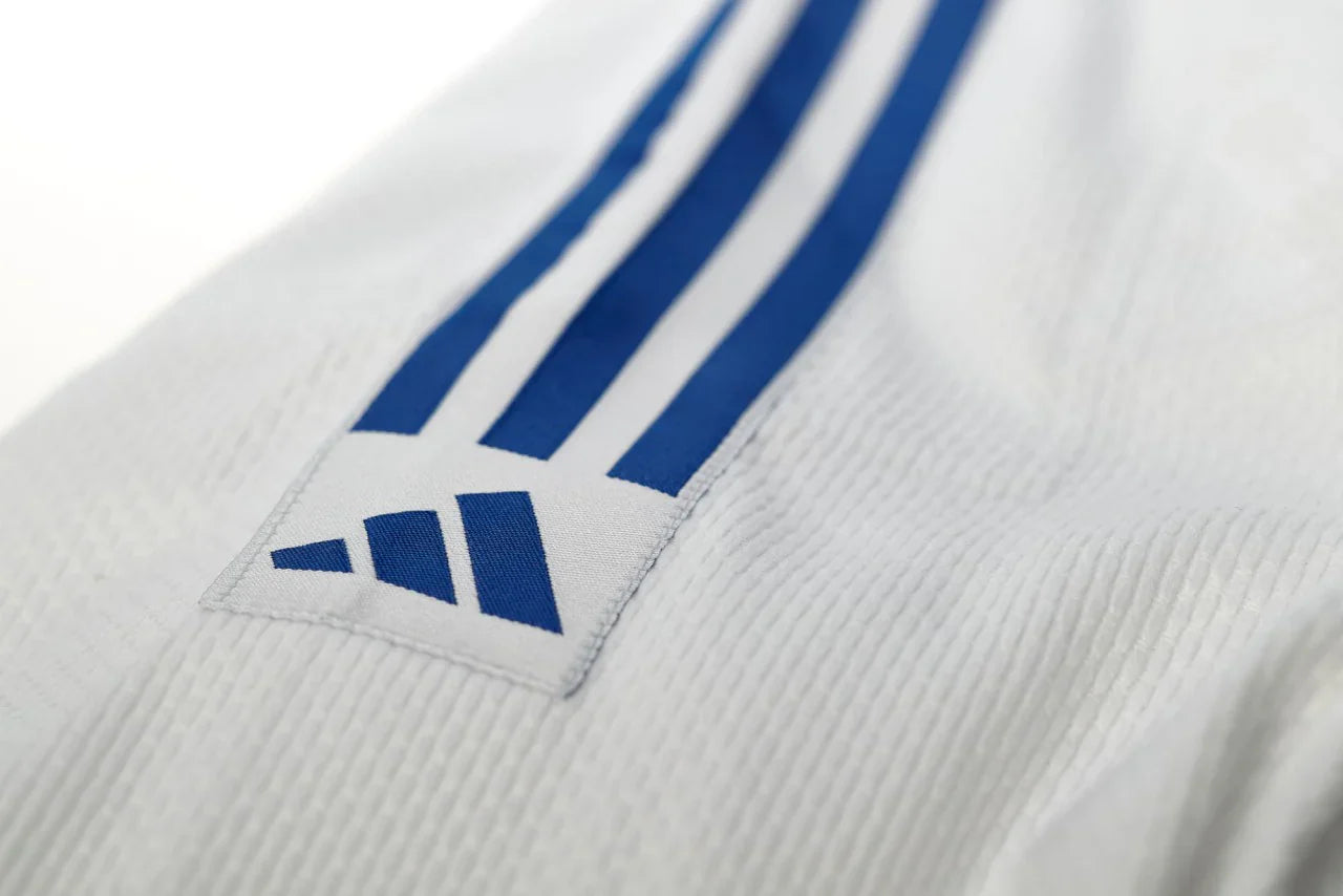 Adidas kimono JU cu dungi albastre Club 350g, alb