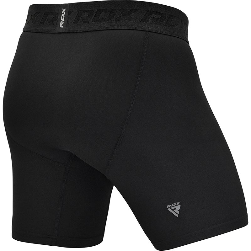 RDX pantaloni scurți de compresie MMA T15, negri