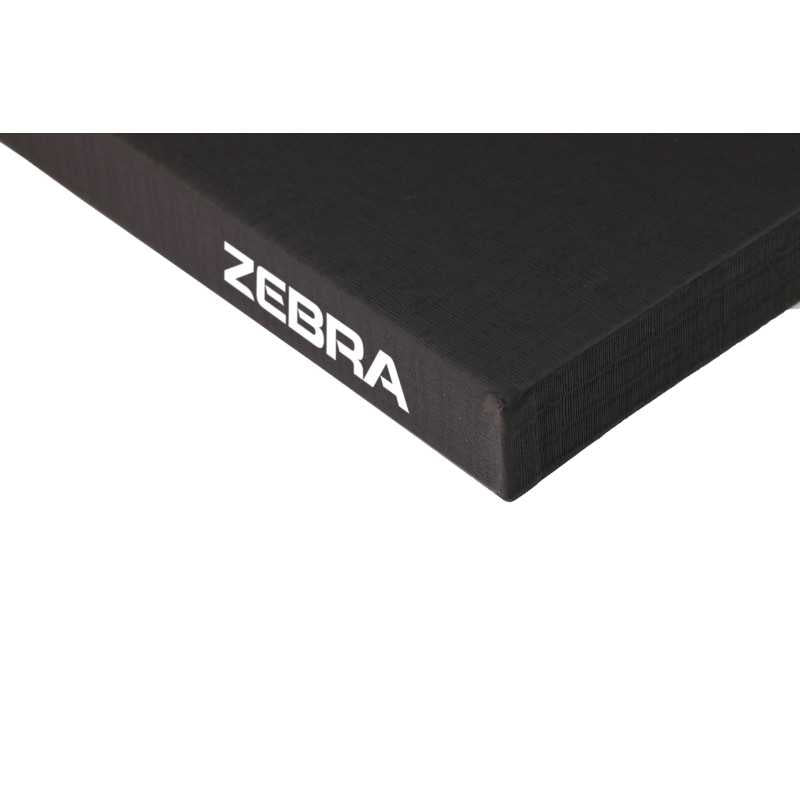 Zebra tatami, neagră